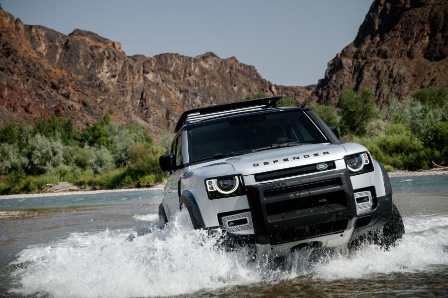  Land Rover Defender 110 Explorer Pack First Edition 2020 года  (WW) (фото 10 из 57)